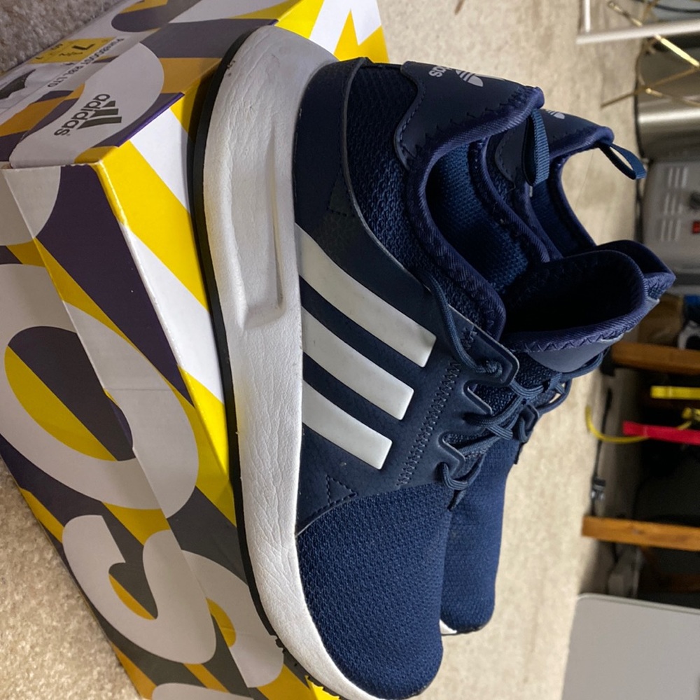 Gently used women’s adidas shoes